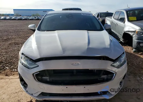 2019 Ford Fusion S z USA, uszkodzony, nr VIN 3FA6P0G70KR277149